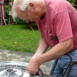 Bill Worthington laces wheel